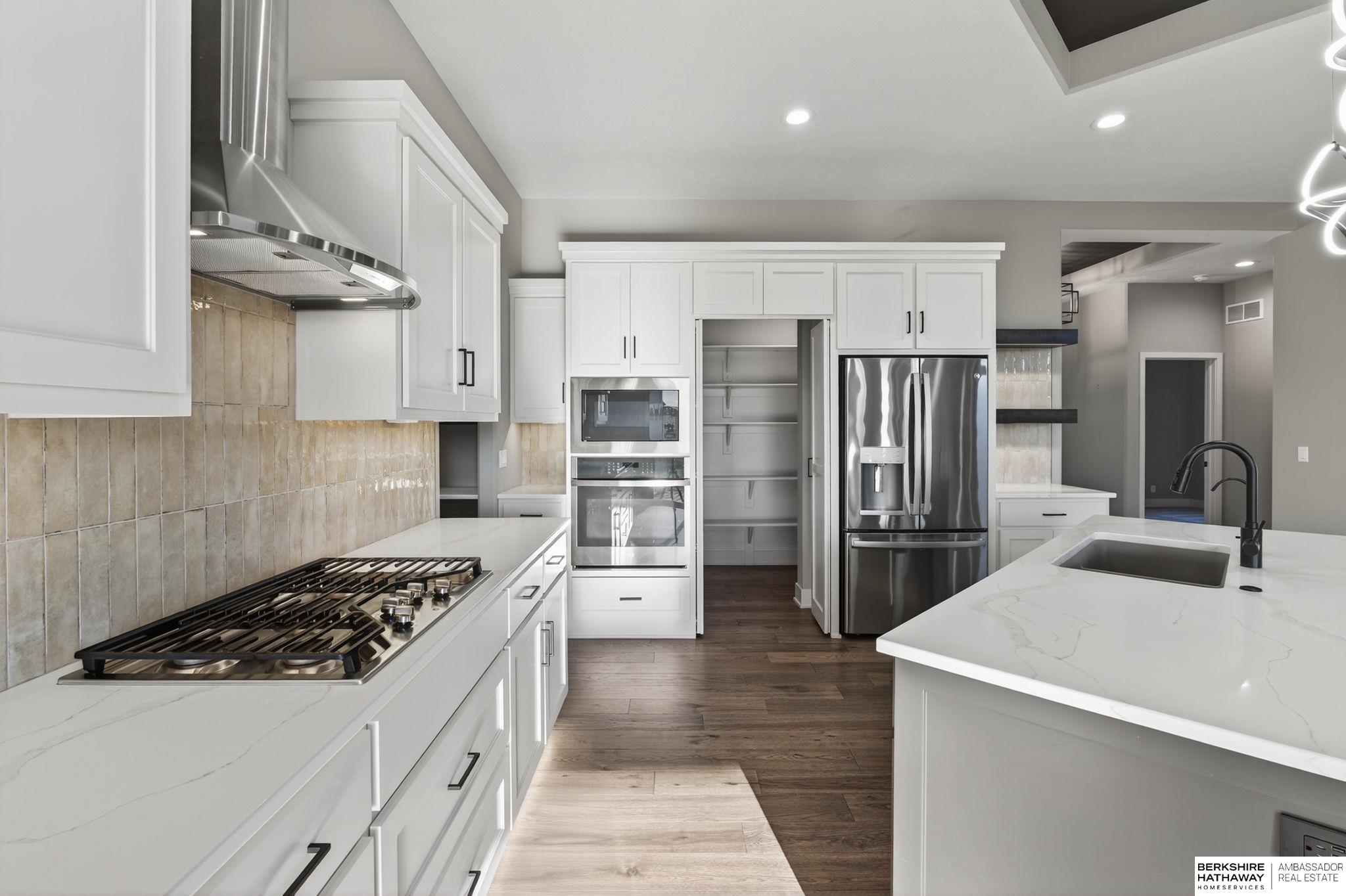 Omaha, Nebraska 68136, United States, 4 Bedrooms Bedrooms, ,3 BathroomsBathrooms,Residential,Active,225515