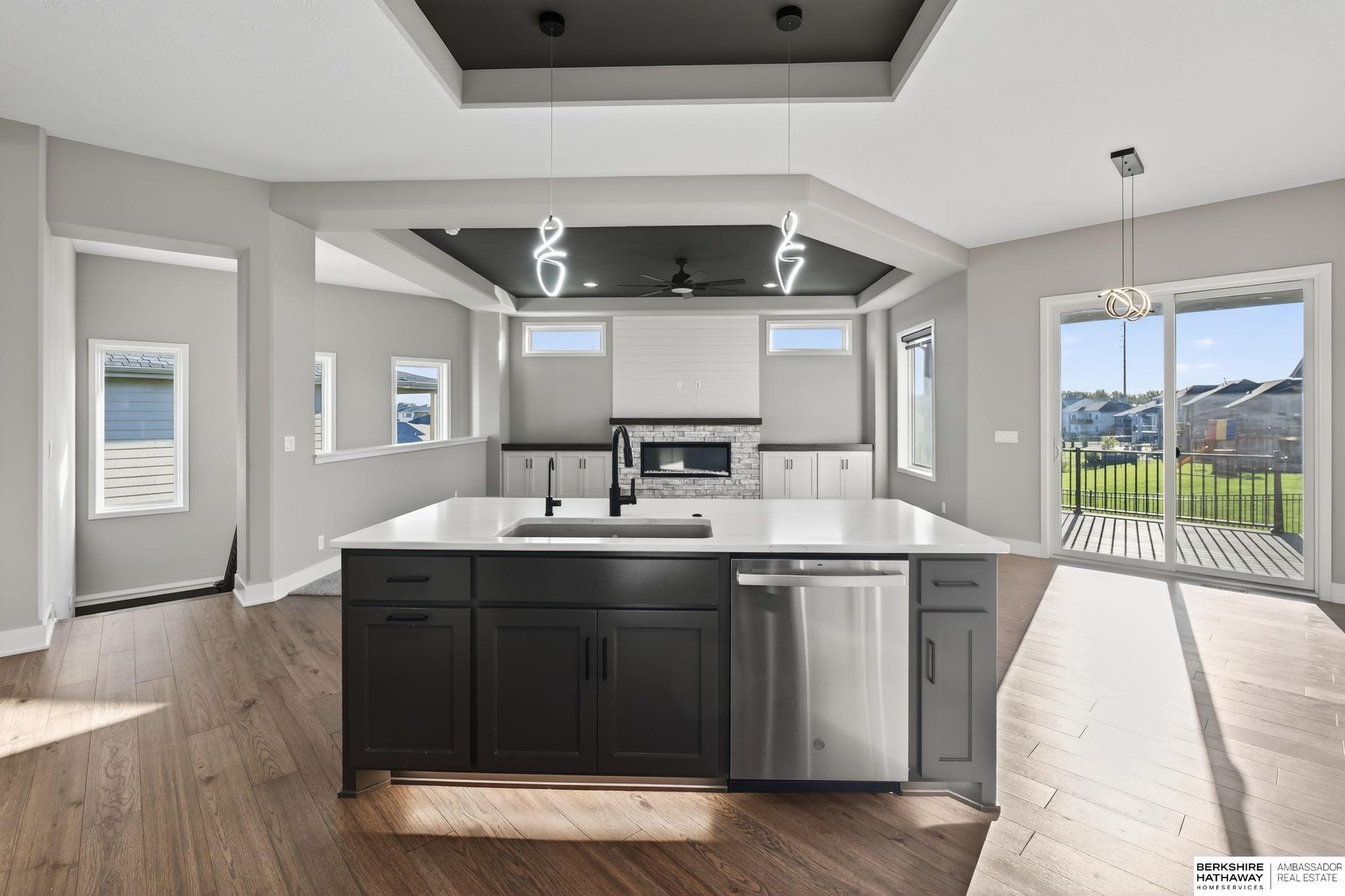 Omaha, Nebraska 68136, United States, 4 Bedrooms Bedrooms, ,3 BathroomsBathrooms,Residential,Active,225515