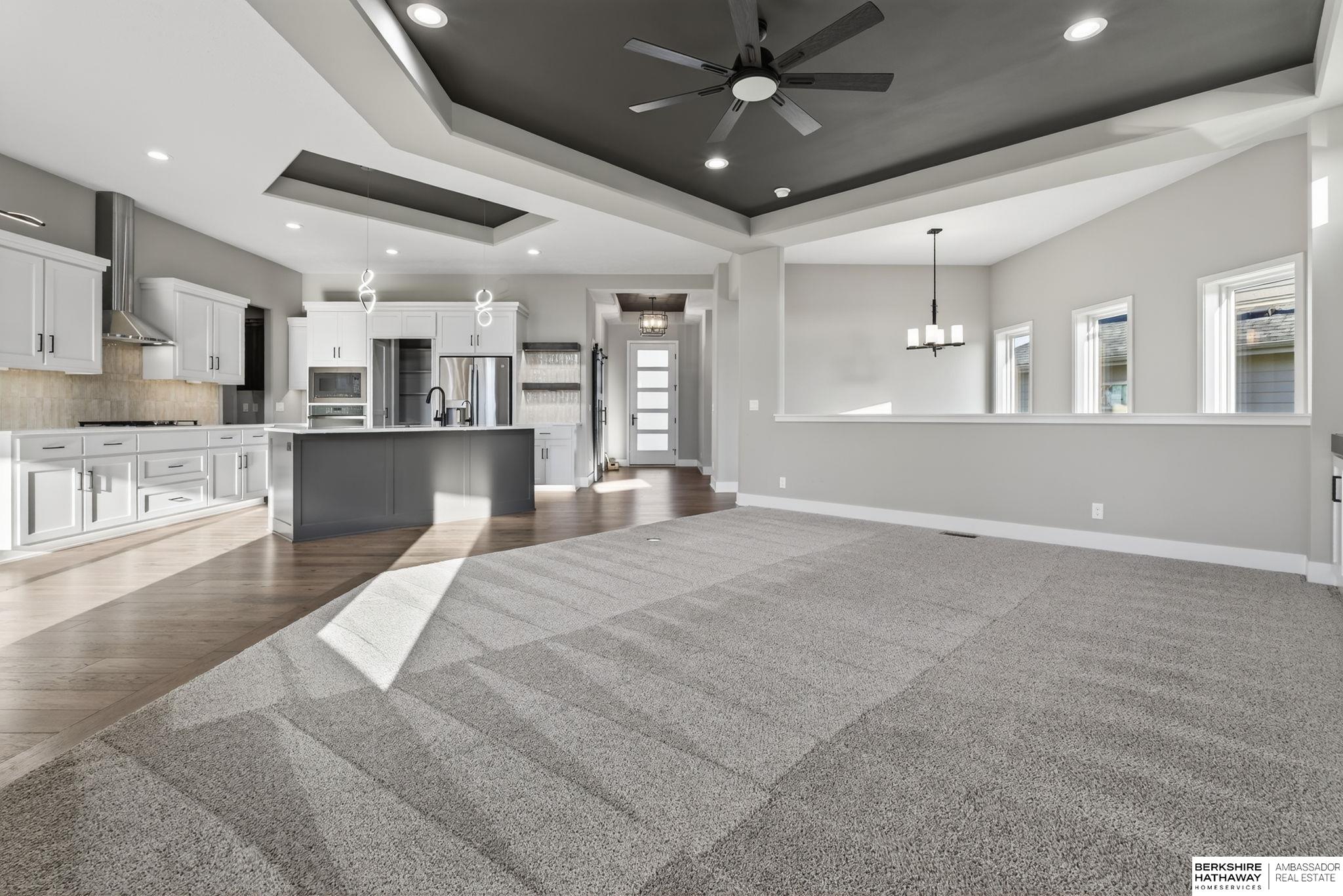 Omaha, Nebraska 68136, United States, 4 Bedrooms Bedrooms, ,3 BathroomsBathrooms,Residential,Active,225515