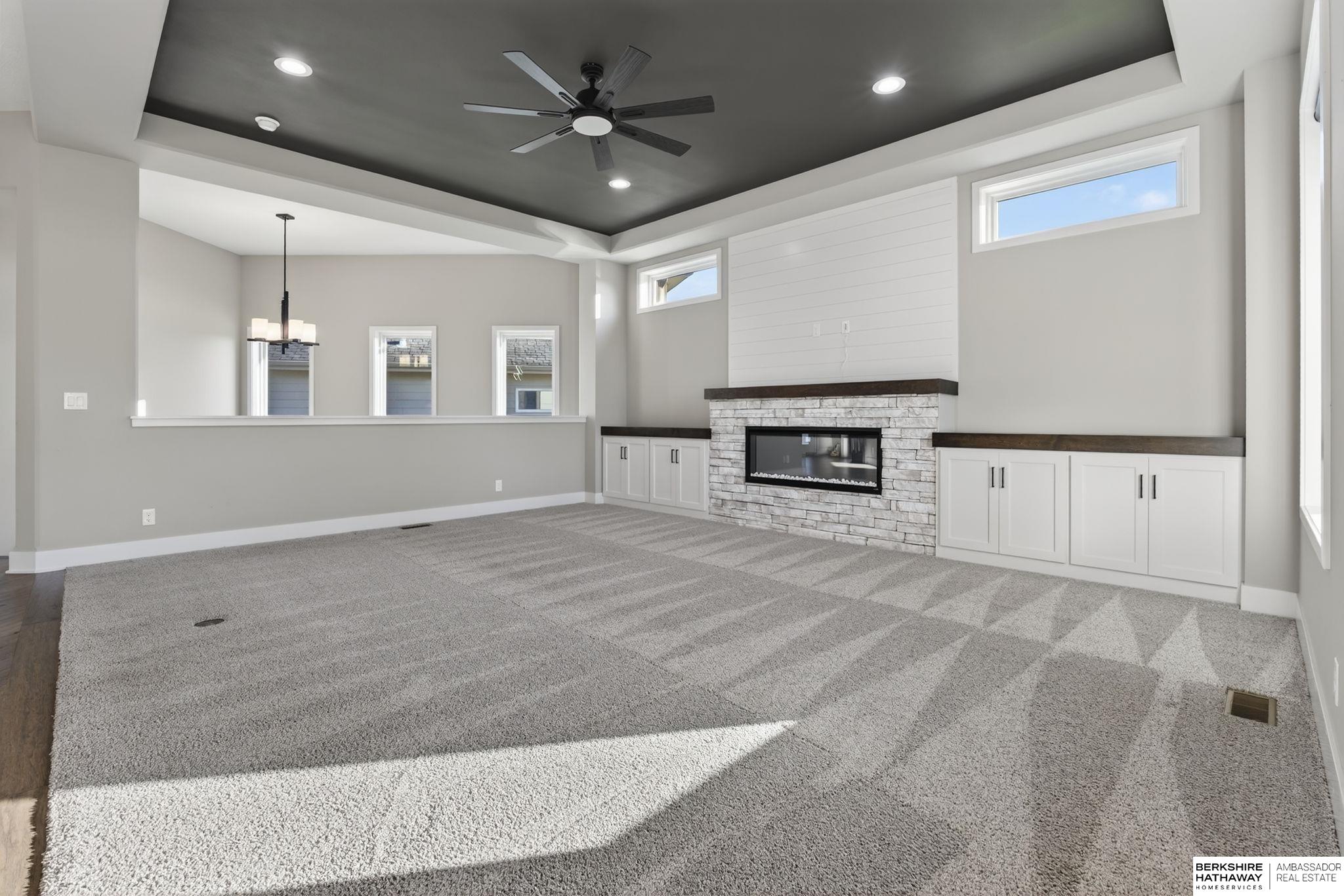 Omaha, Nebraska 68136, United States, 4 Bedrooms Bedrooms, ,3 BathroomsBathrooms,Residential,Active,225515