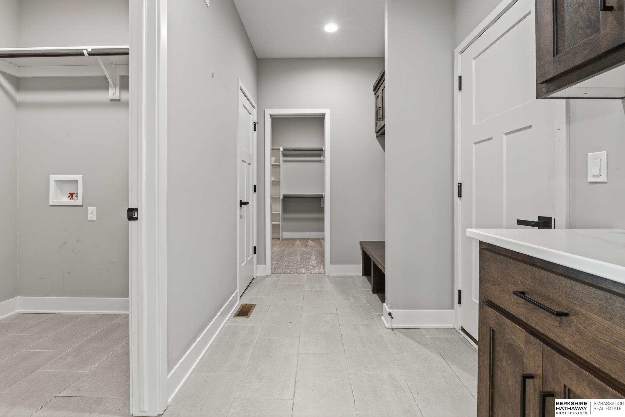 Omaha, Nebraska 68136, United States, 4 Bedrooms Bedrooms, ,3 BathroomsBathrooms,Residential,Active,225515