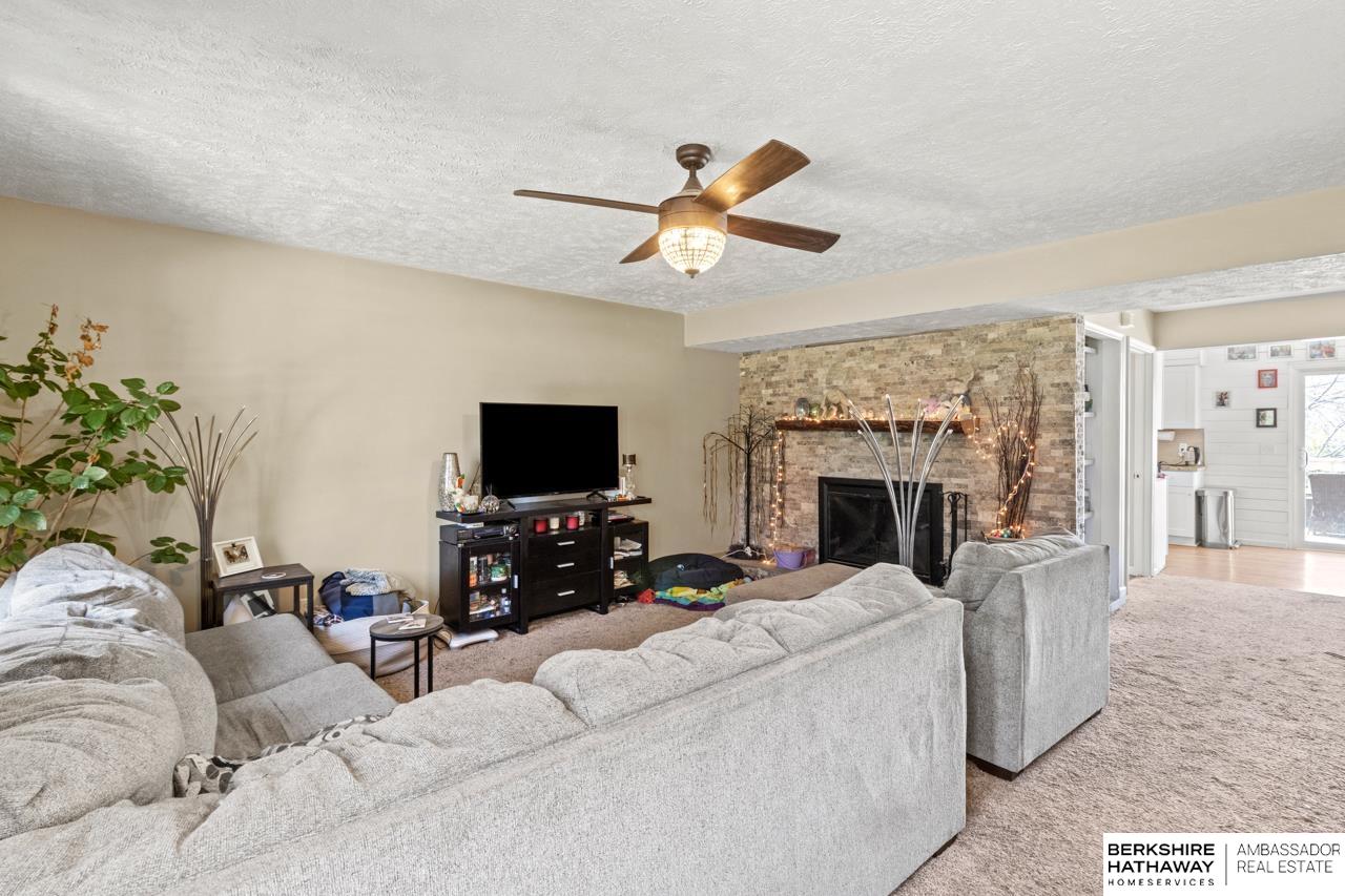 Omaha, Nebraska 68127, United States, 3 Bedrooms Bedrooms, ,3 BathroomsBathrooms,Residential,Active,127929