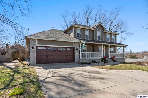 Photo of 4235 Harrison Street, Bellevue, NE 68147 (MLS # 22608404)