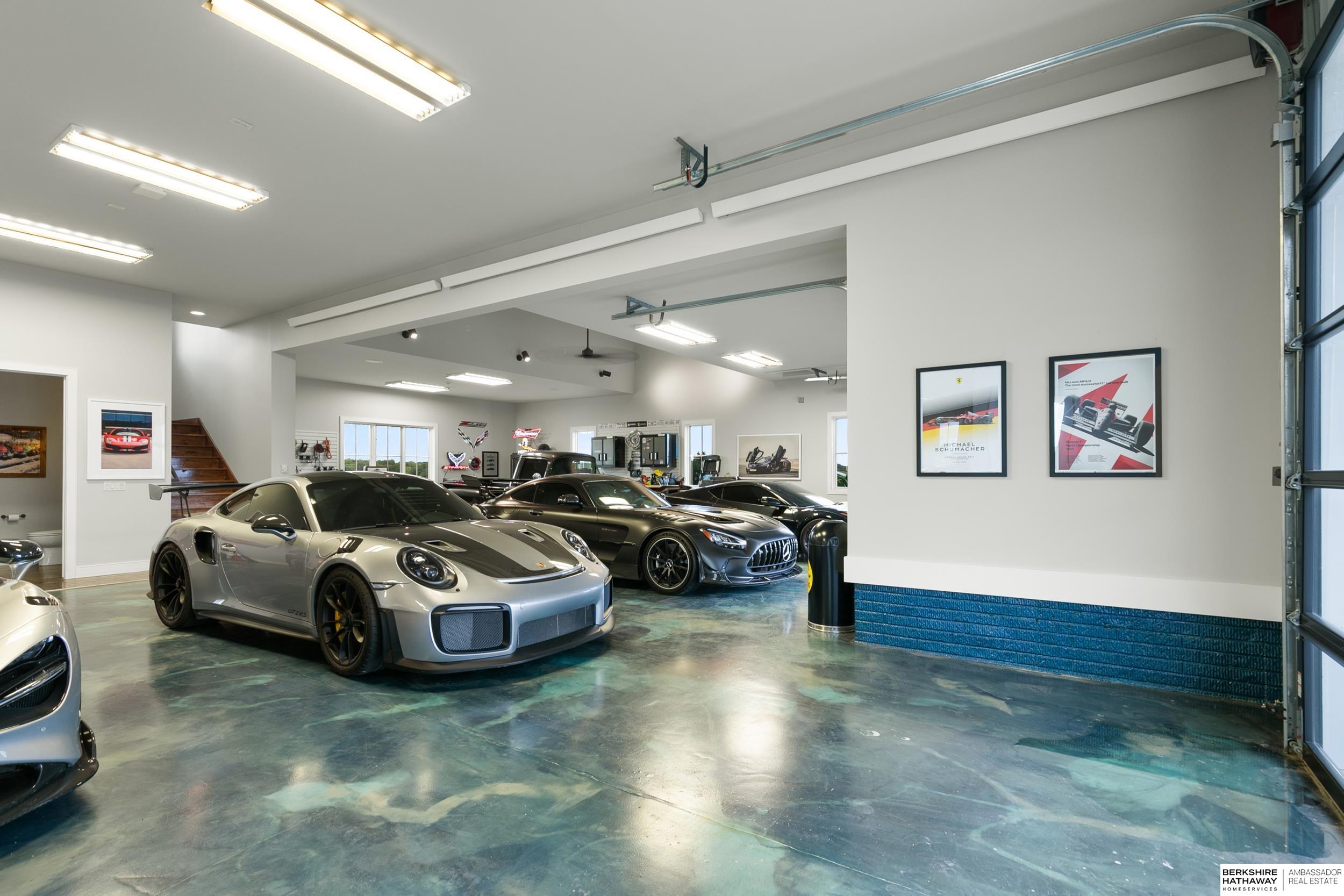 Valley, Nebraska 68064, United States, 5 Bedrooms Bedrooms, ,6 BathroomsBathrooms,Residential,Active,225939