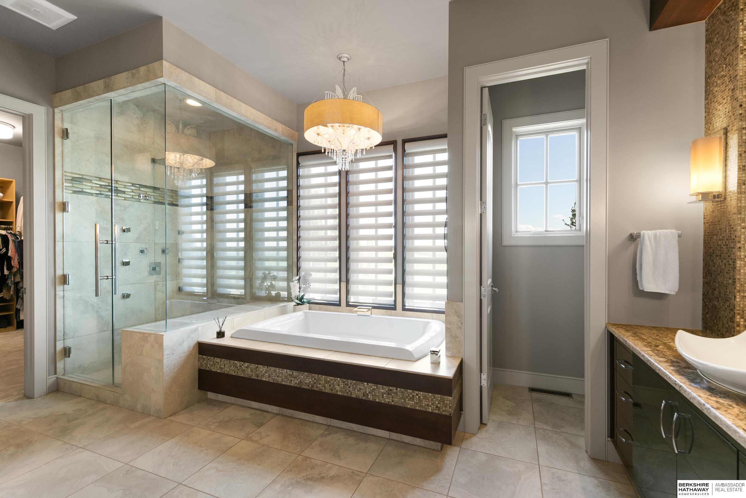 Valley, Nebraska 68064, United States, 5 Bedrooms Bedrooms, ,6 BathroomsBathrooms,Residential,Active,225939