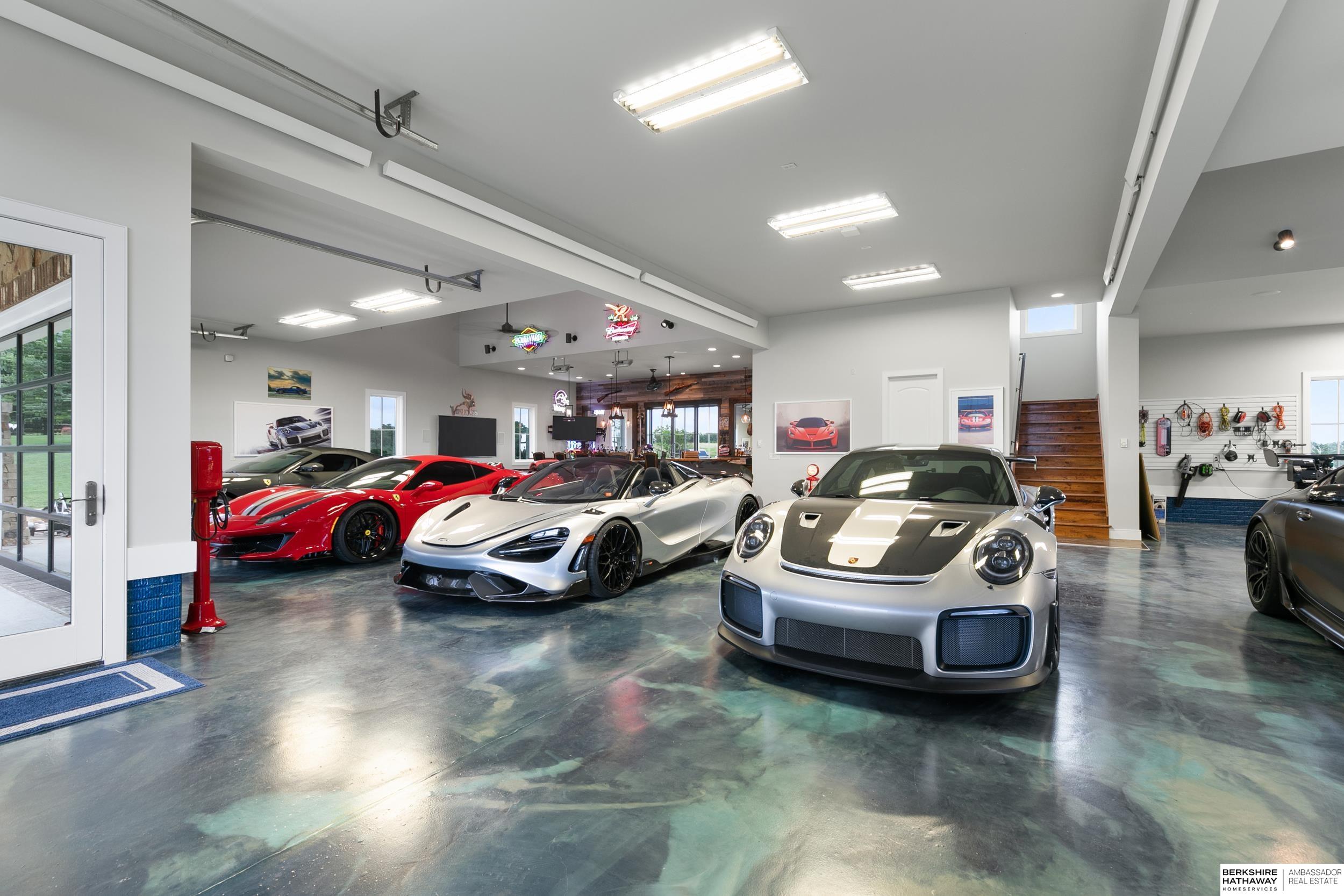 Valley, Nebraska 68064, United States, 5 Bedrooms Bedrooms, ,6 BathroomsBathrooms,Residential,Active,225939