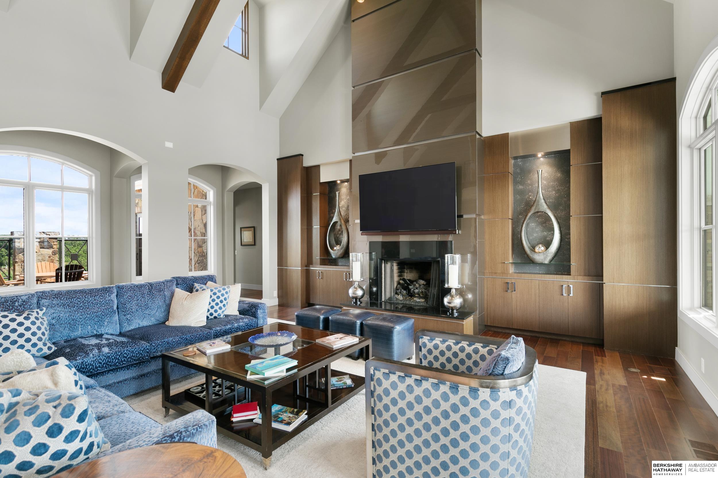 Valley, Nebraska 68064, United States, 5 Bedrooms Bedrooms, ,6 BathroomsBathrooms,Residential,Active,225939