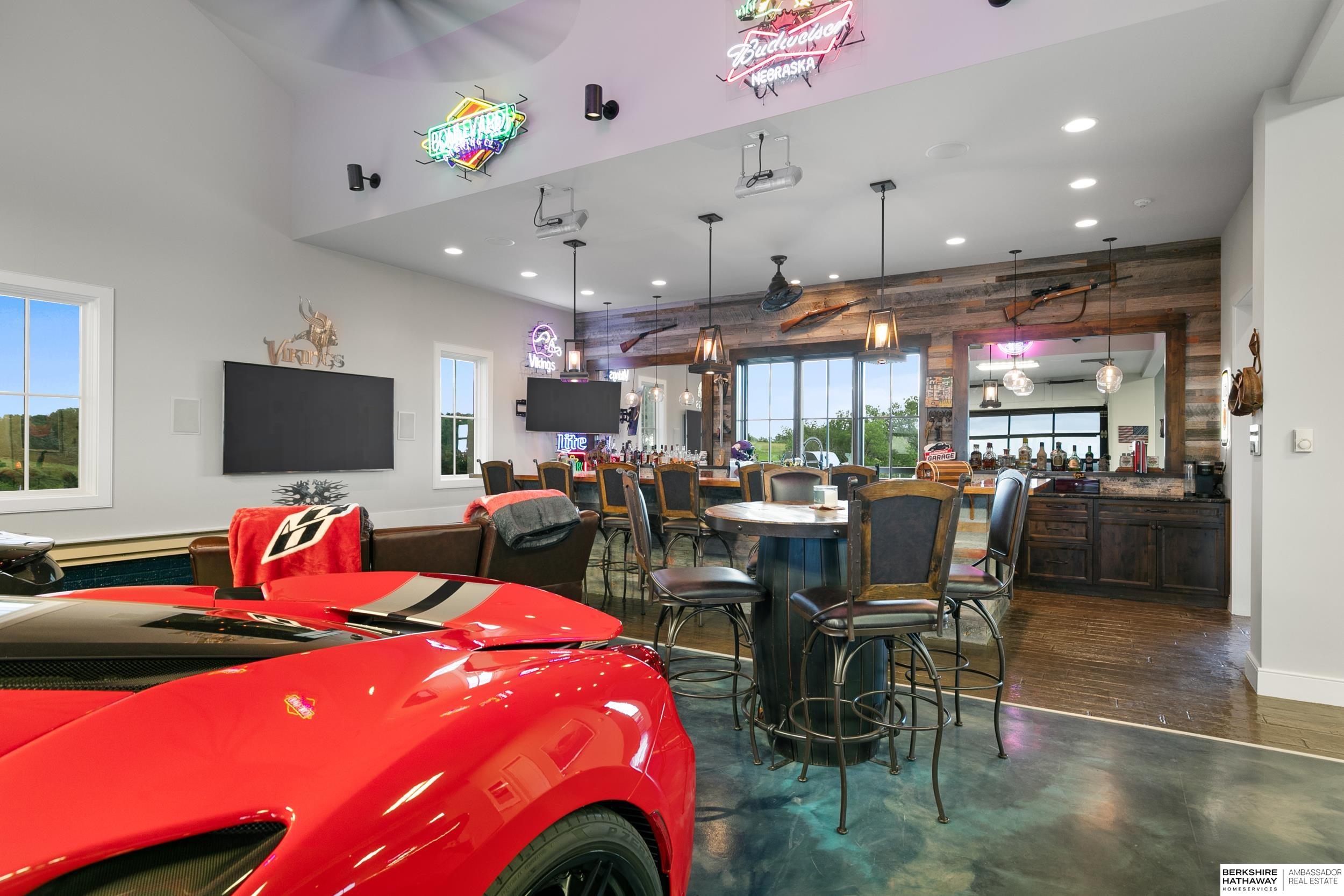 Valley, Nebraska 68064, United States, 5 Bedrooms Bedrooms, ,6 BathroomsBathrooms,Residential,Active,225939