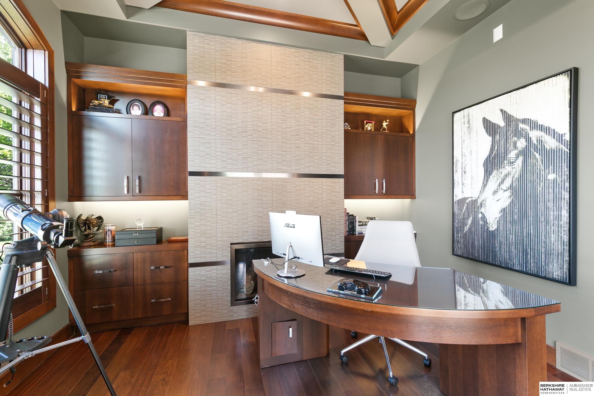 Valley, Nebraska 68064, United States, 5 Bedrooms Bedrooms, ,6 BathroomsBathrooms,Residential,Active,225939