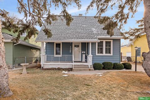 Photo of 1327 Z Street, Omaha, NE 68107 (MLS # 22603063)