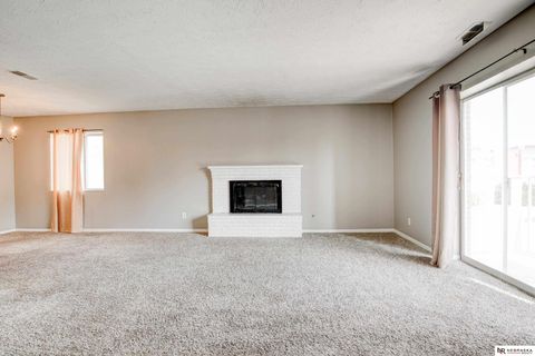 Photo of 500 S 37th Street #0207, Omaha, NE 68105 (MLS # 22615808)