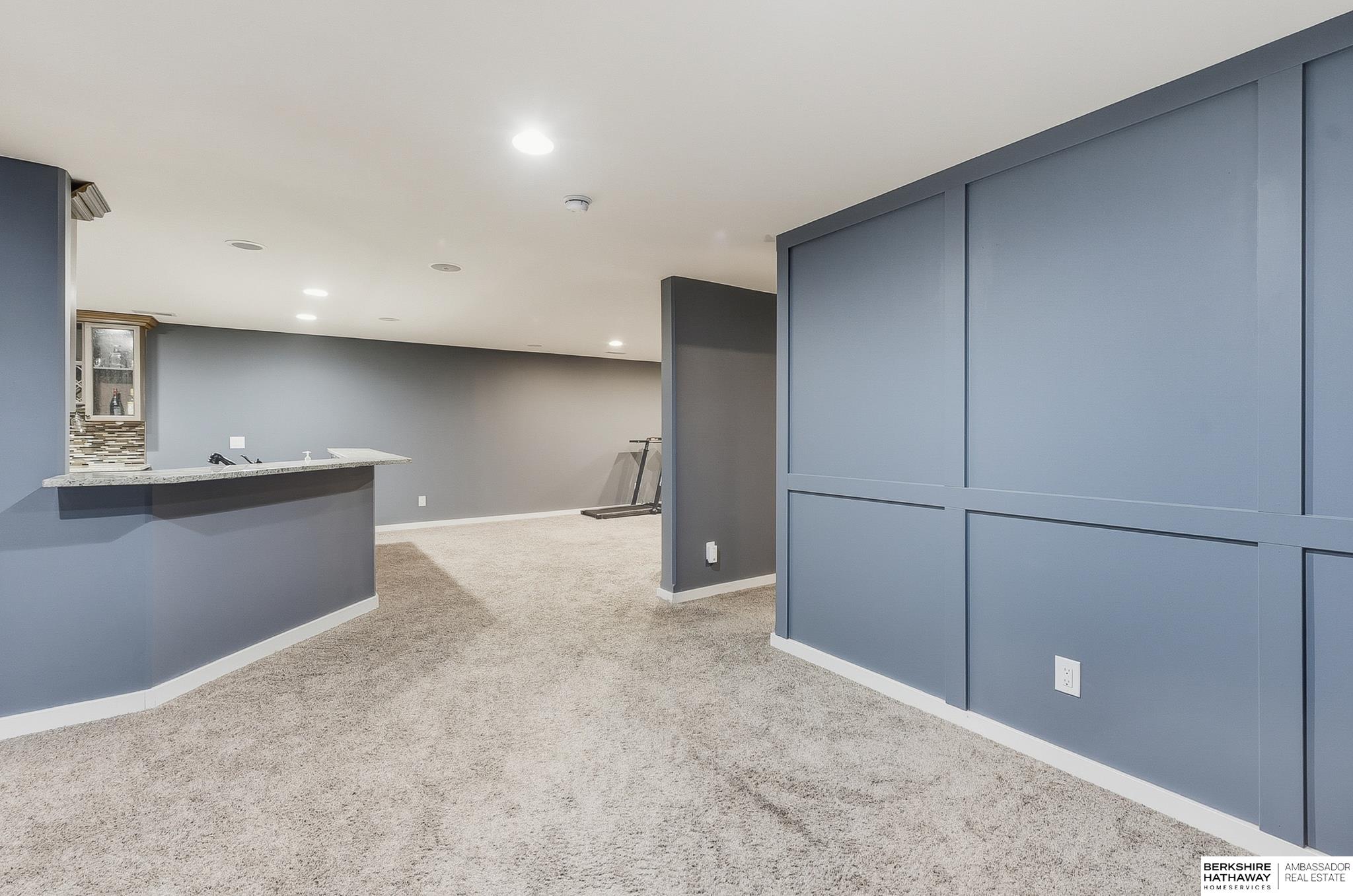 Omaha, Nebraska 68022, United States, 5 Bedrooms Bedrooms, ,3 BathroomsBathrooms,Residential,Active,227562