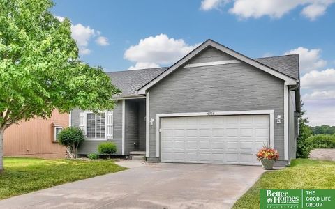Photo of 10508 Lewis And Clark Road, Bellevue, NE 68123 (MLS # 22604767)