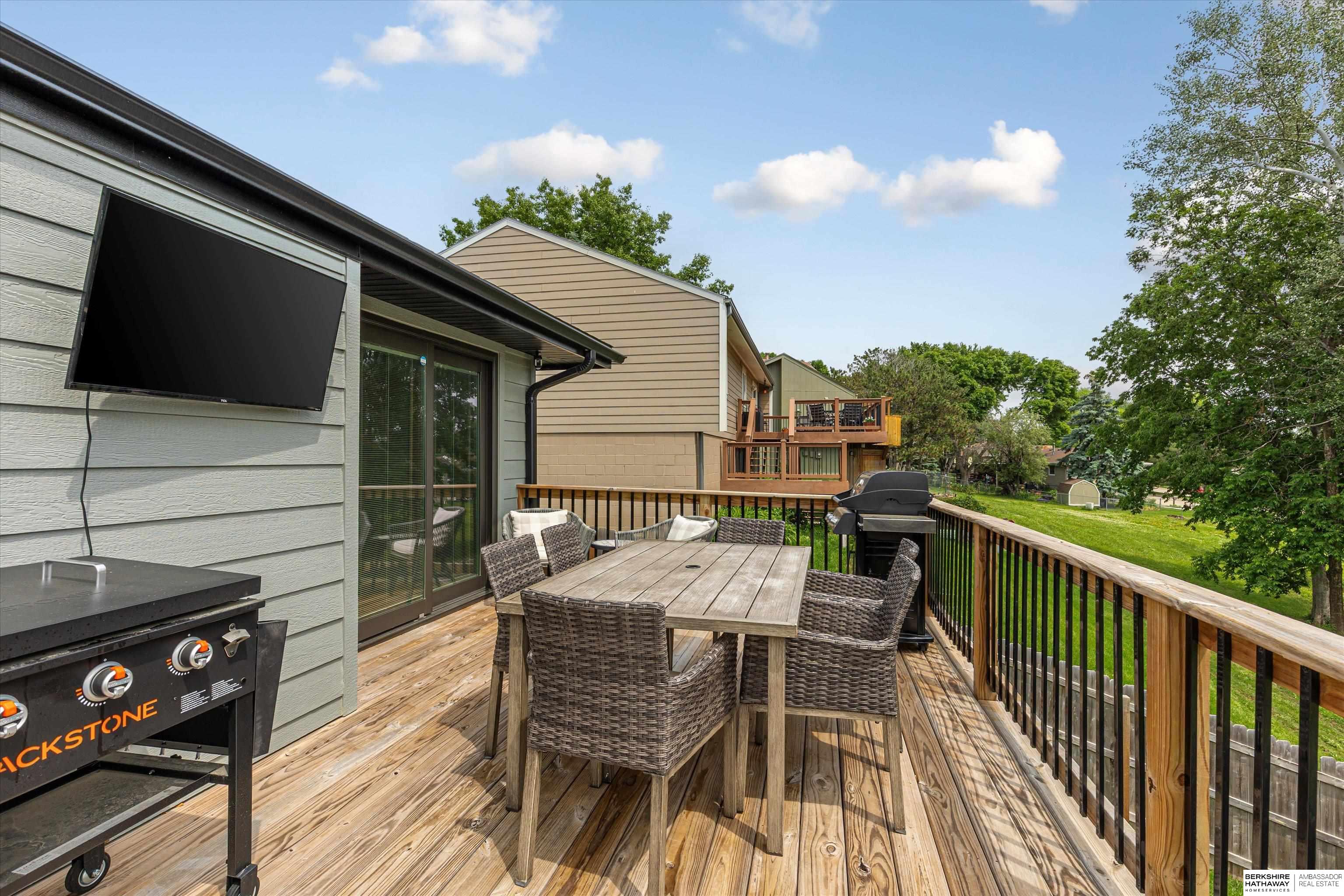 Omaha, Nebraska 68164, United States, 3 Bedrooms Bedrooms, ,2 BathroomsBathrooms,Residential,Active,147986