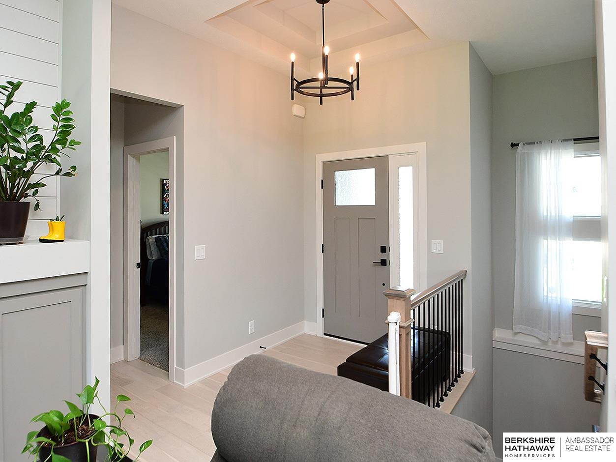 Omaha, Nebraska 68022, United States, 5 Bedrooms Bedrooms, ,3 BathroomsBathrooms,Residential,Pending,171840