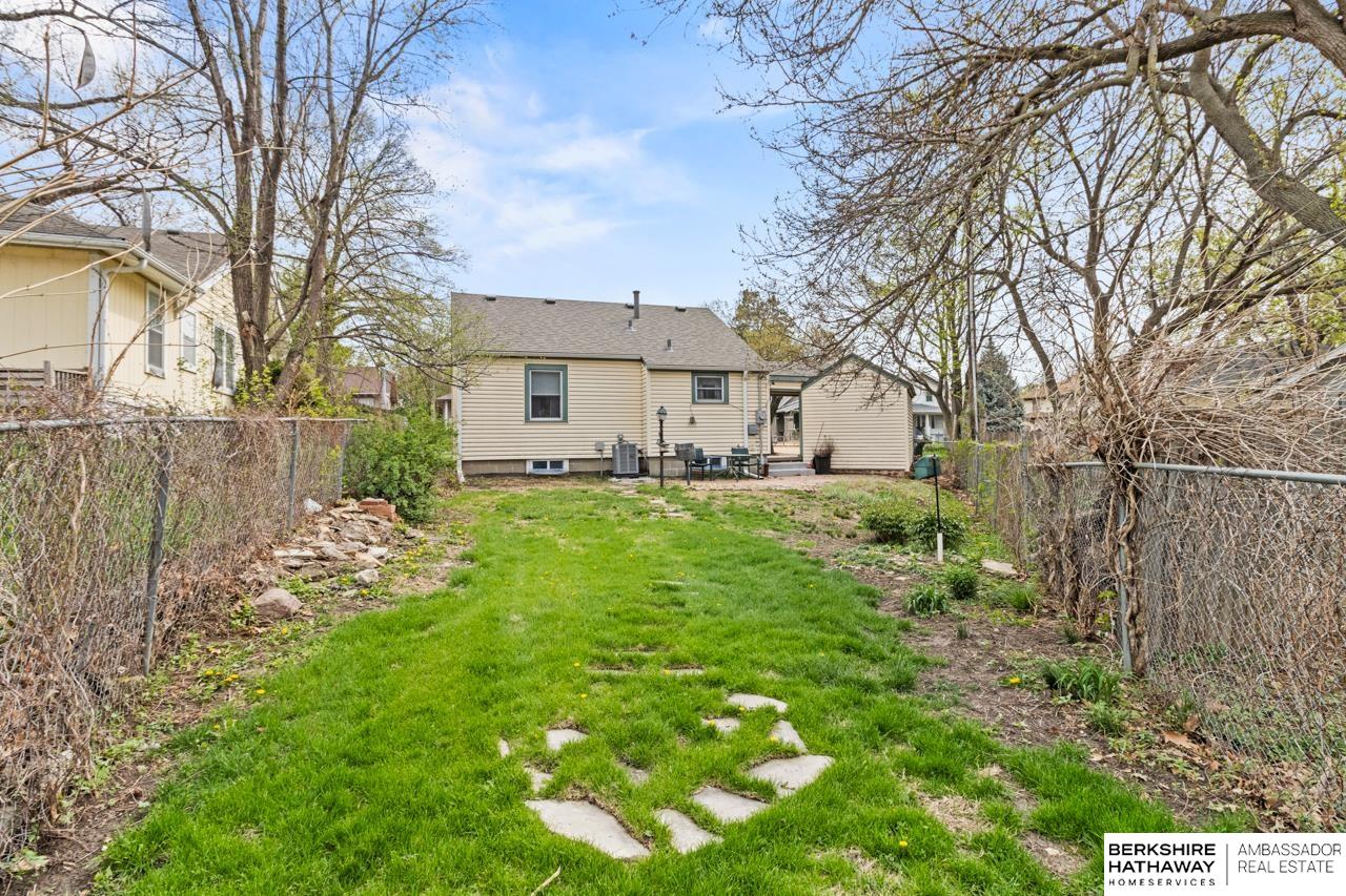 Lincoln, Nebraska 68502, United States, 2 Bedrooms Bedrooms, ,1 BathroomBathrooms,Residential,Active,115460