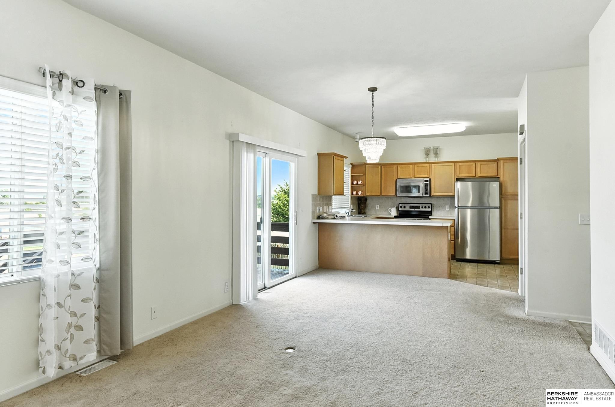 Omaha, Nebraska 68136, United States, 3 Bedrooms Bedrooms, ,4 BathroomsBathrooms,Residential,Active,188970