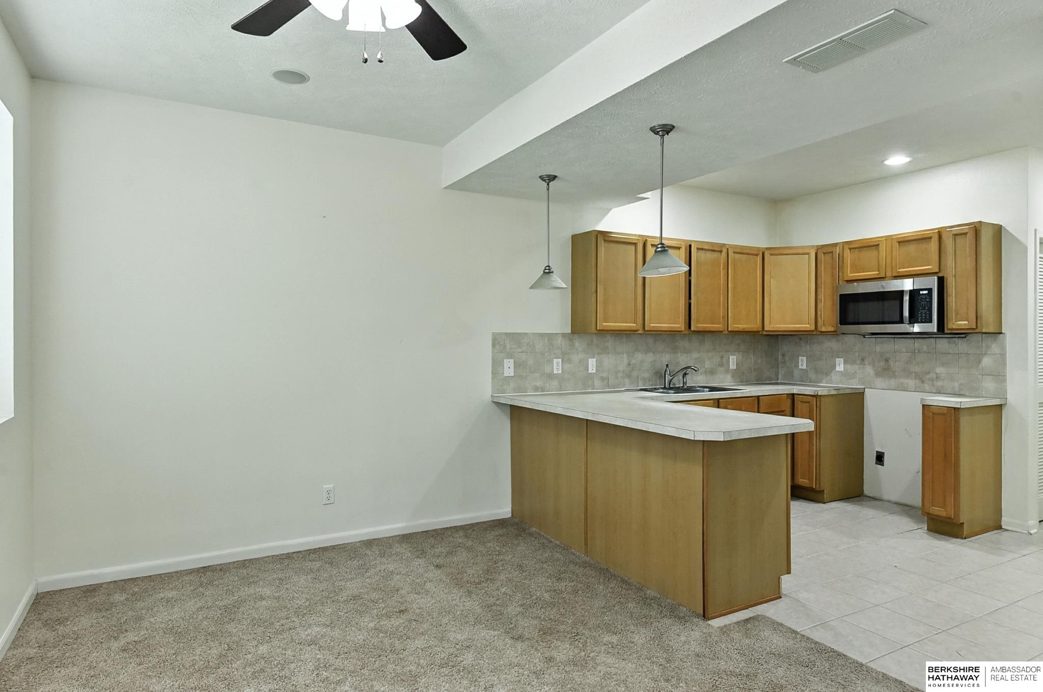 Omaha, Nebraska 68136, United States, 3 Bedrooms Bedrooms, ,4 BathroomsBathrooms,Residential,Active,188970