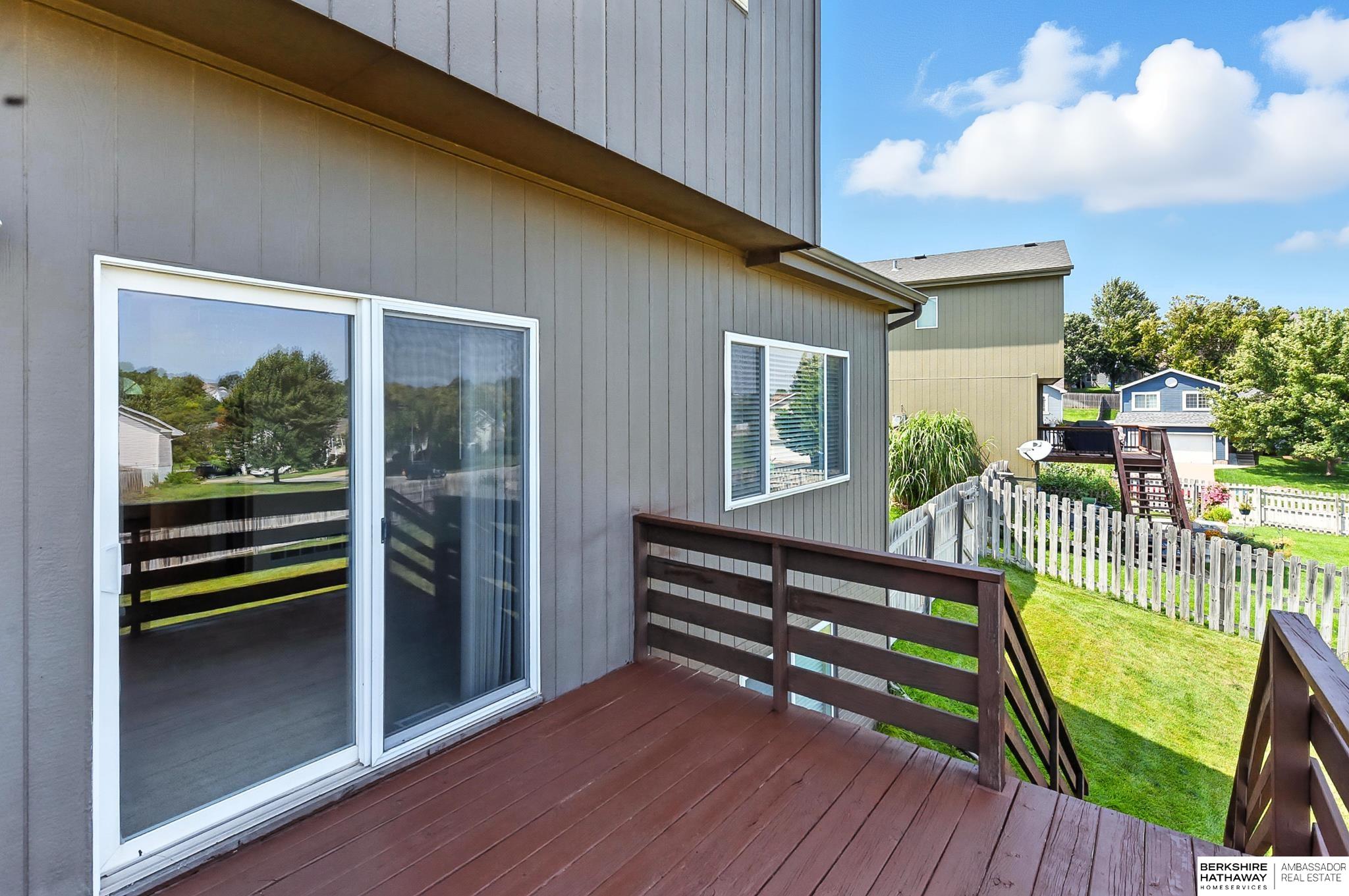 Omaha, Nebraska 68136, United States, 3 Bedrooms Bedrooms, ,4 BathroomsBathrooms,Residential,Active,188970