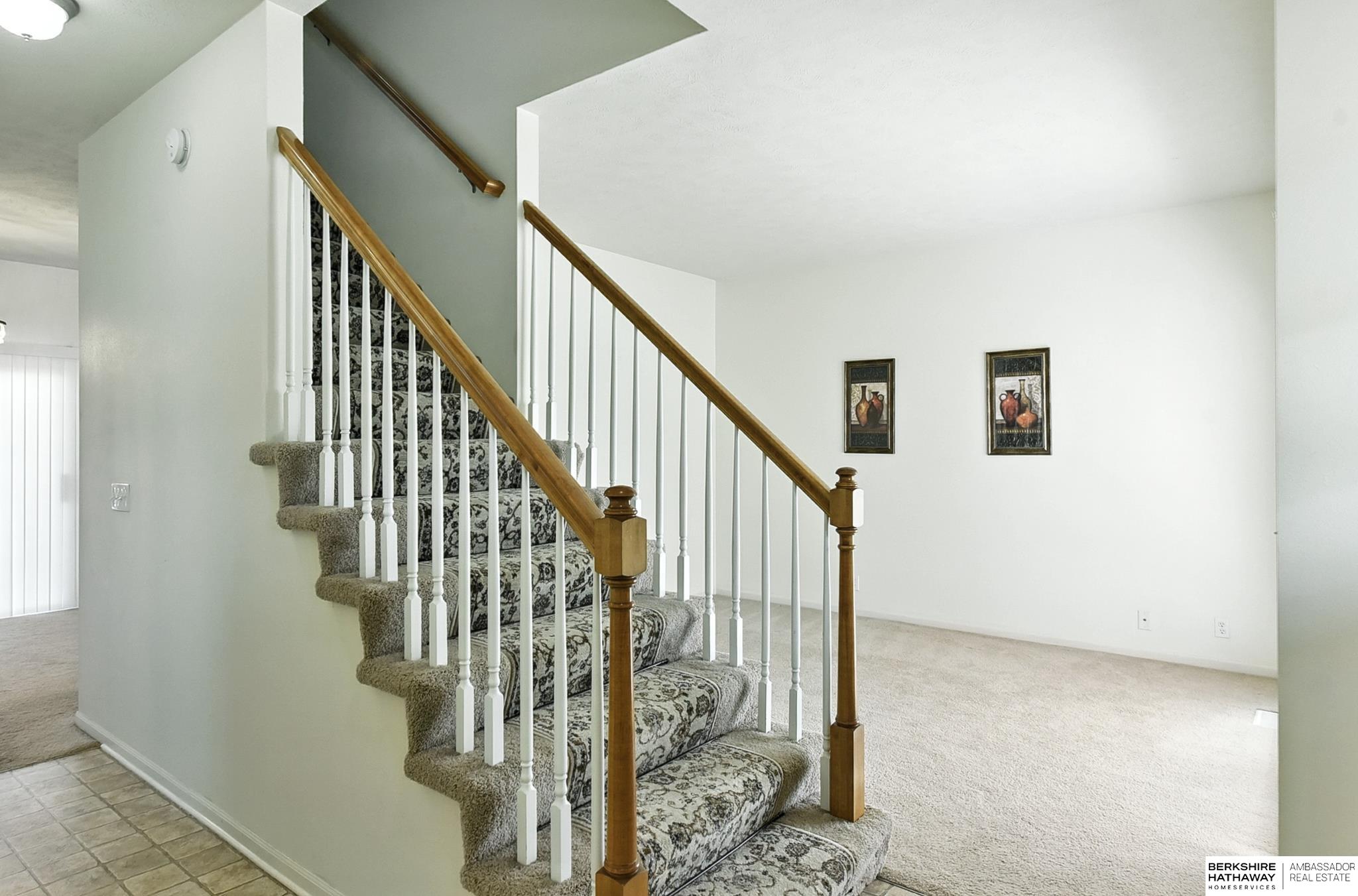 Omaha, Nebraska 68136, United States, 3 Bedrooms Bedrooms, ,4 BathroomsBathrooms,Residential,Active,188970