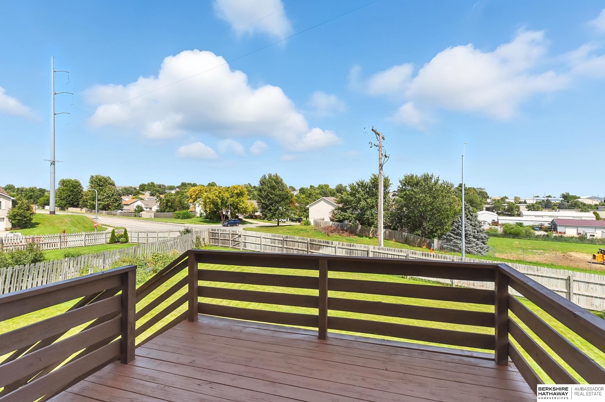 Omaha, Nebraska 68136, United States, 3 Bedrooms Bedrooms, ,4 BathroomsBathrooms,Residential,Active,188970