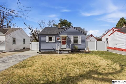 Photo of 2510 Franklin Street, Bellevue, NE 68005 (MLS # 22608664)