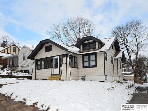 Photo of 3034 Ida Street, Omaha, NE 68112 (MLS # 22534161)
