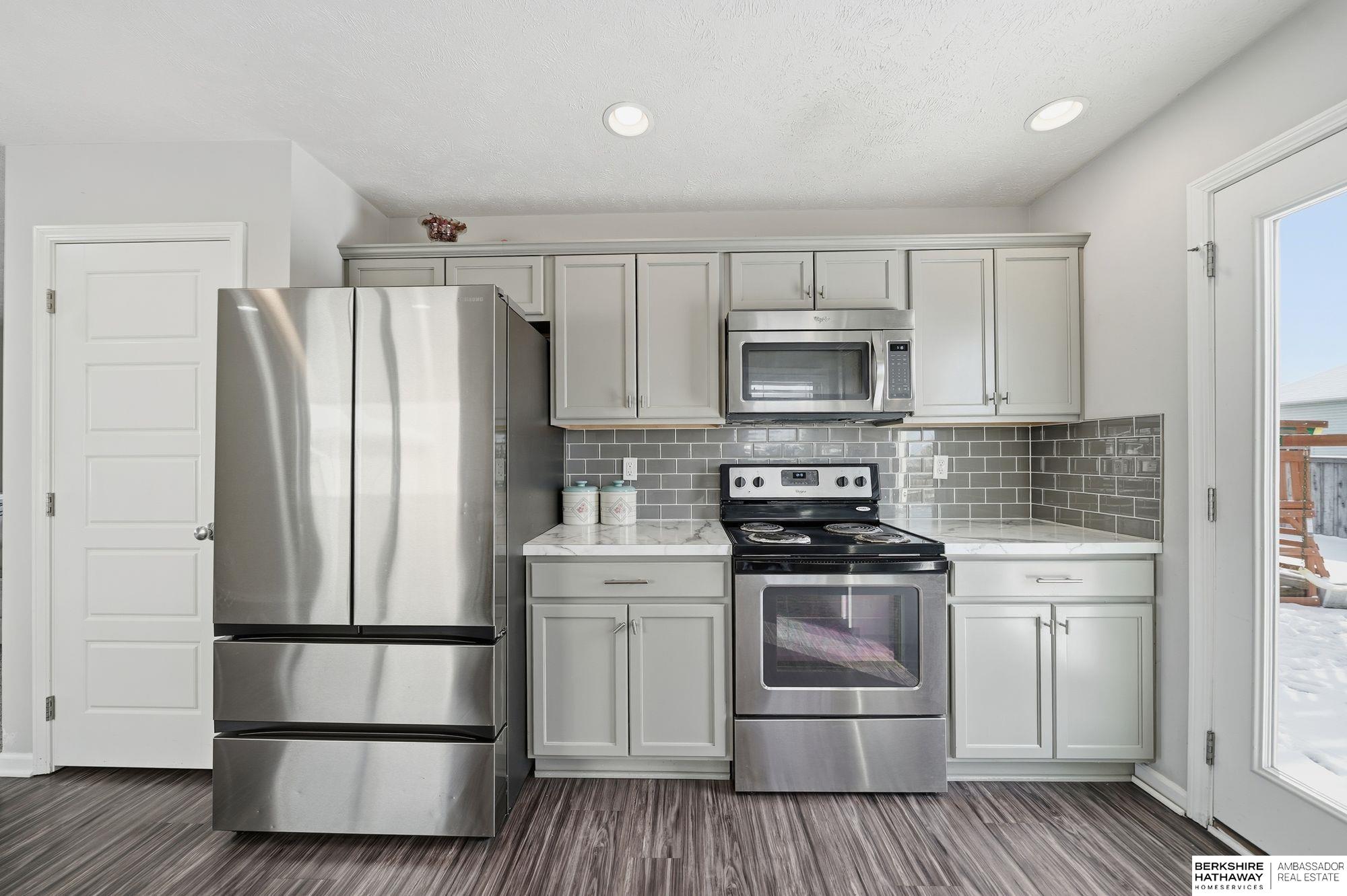 Lincoln, Nebraska 68516, United States, 4 Bedrooms Bedrooms, ,3 BathroomsBathrooms,Residential,Active,251002