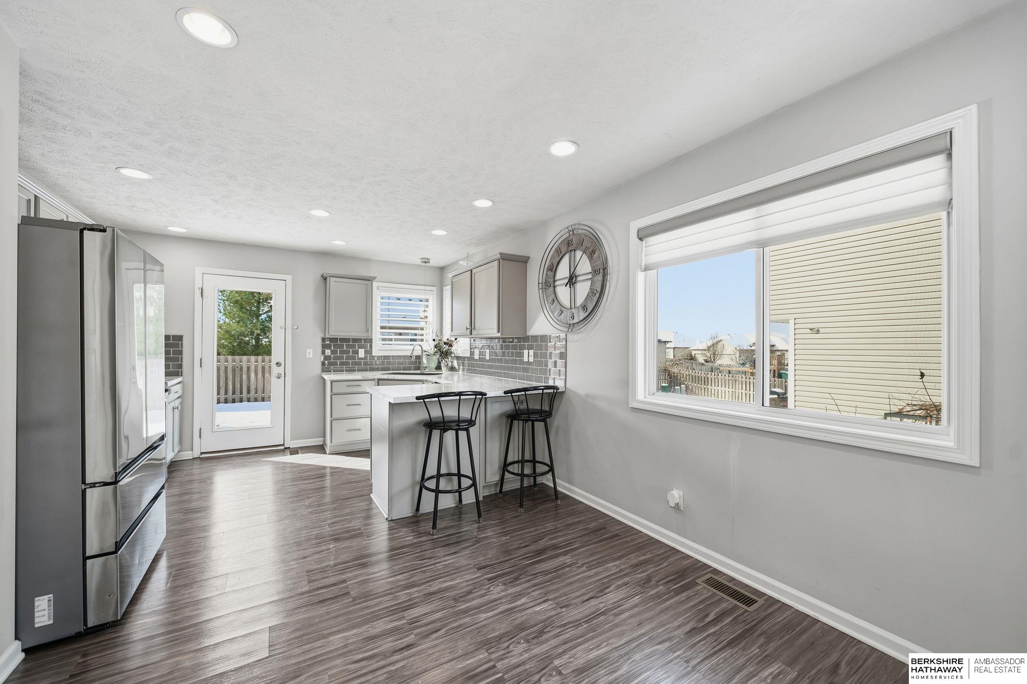 Lincoln, Nebraska 68516, United States, 4 Bedrooms Bedrooms, ,3 BathroomsBathrooms,Residential,Active,251002