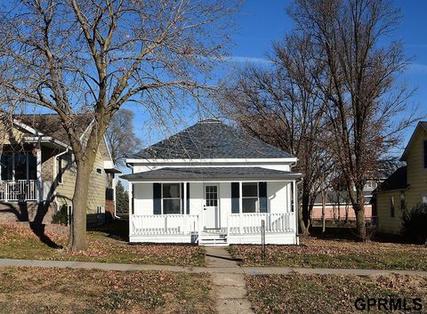 Photo of 412 3rd Street, Milford, NE 68405 (MLS # 22602807)