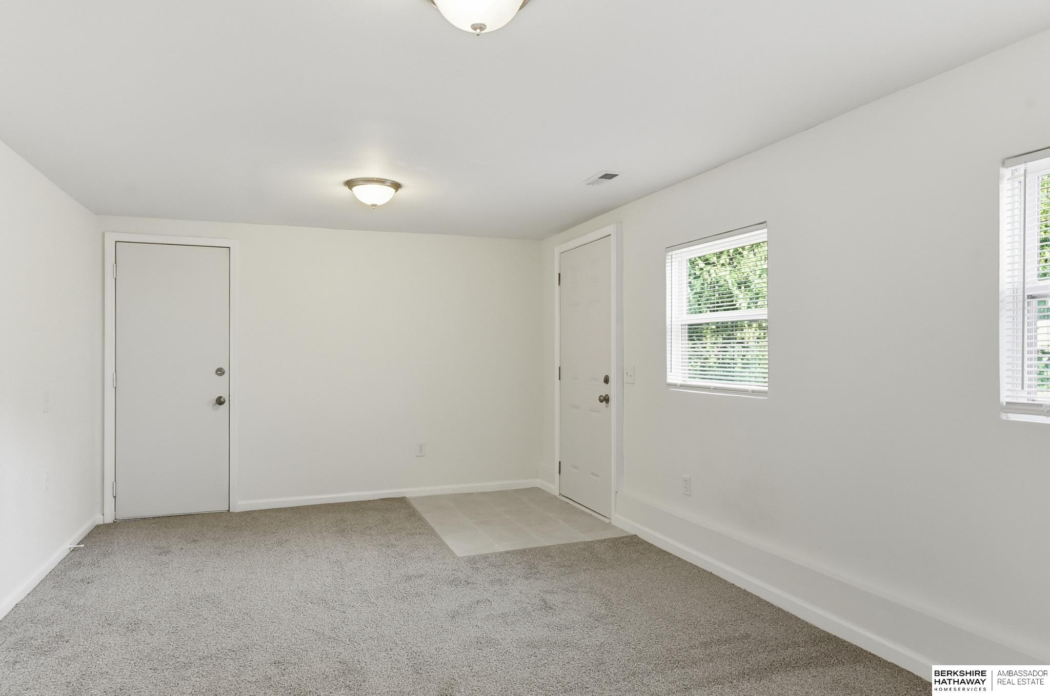 Omaha, Nebraska 68104, United States, 4 Bedrooms Bedrooms, ,2 BathroomsBathrooms,Residential,Active,231324