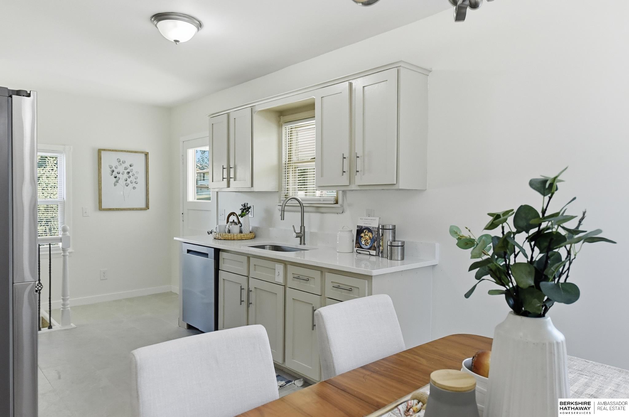 Omaha, Nebraska 68104, United States, 4 Bedrooms Bedrooms, ,2 BathroomsBathrooms,Residential,Active,231324