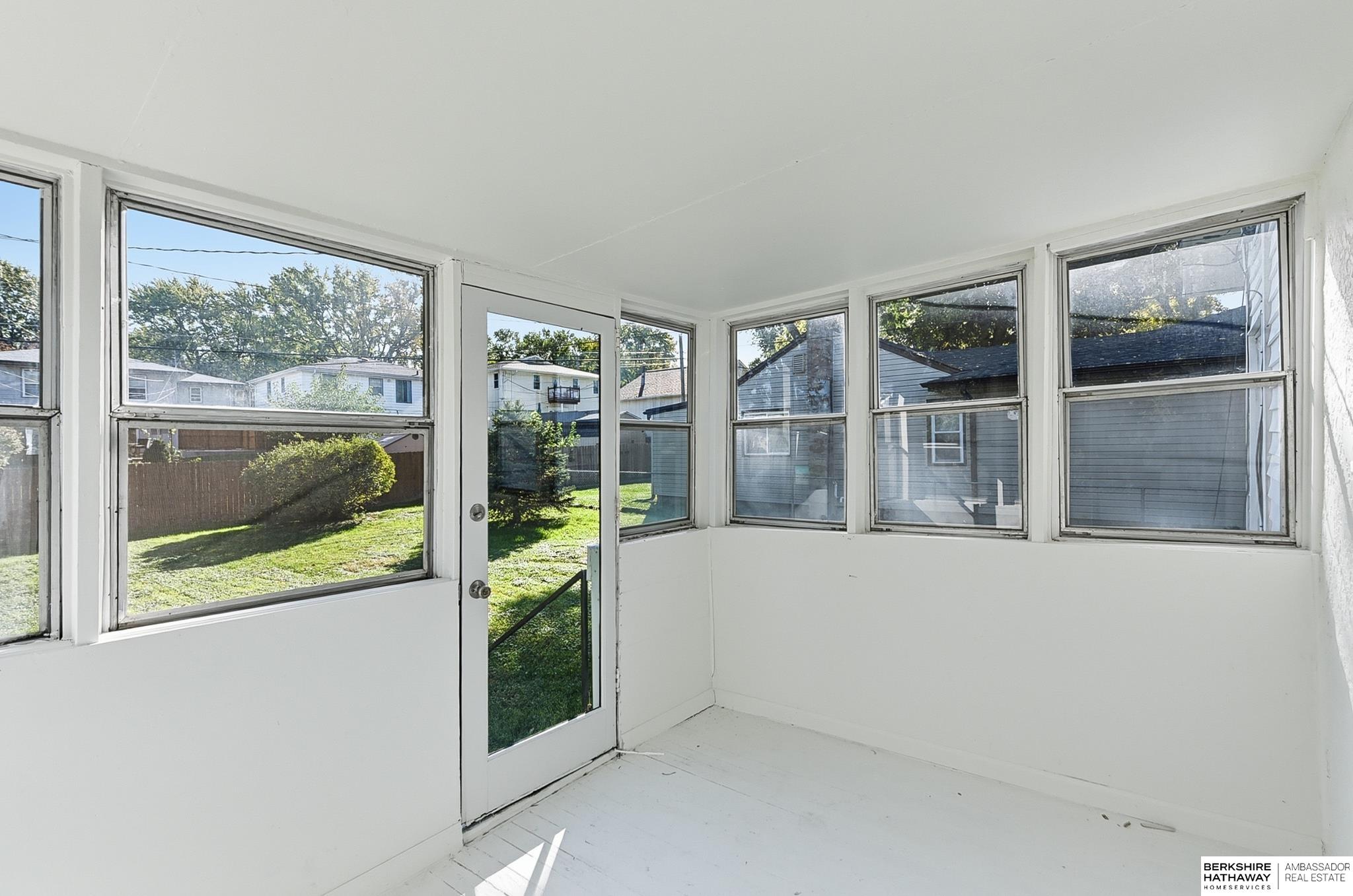 Omaha, Nebraska 68104, United States, 4 Bedrooms Bedrooms, ,2 BathroomsBathrooms,Residential,Active,231324