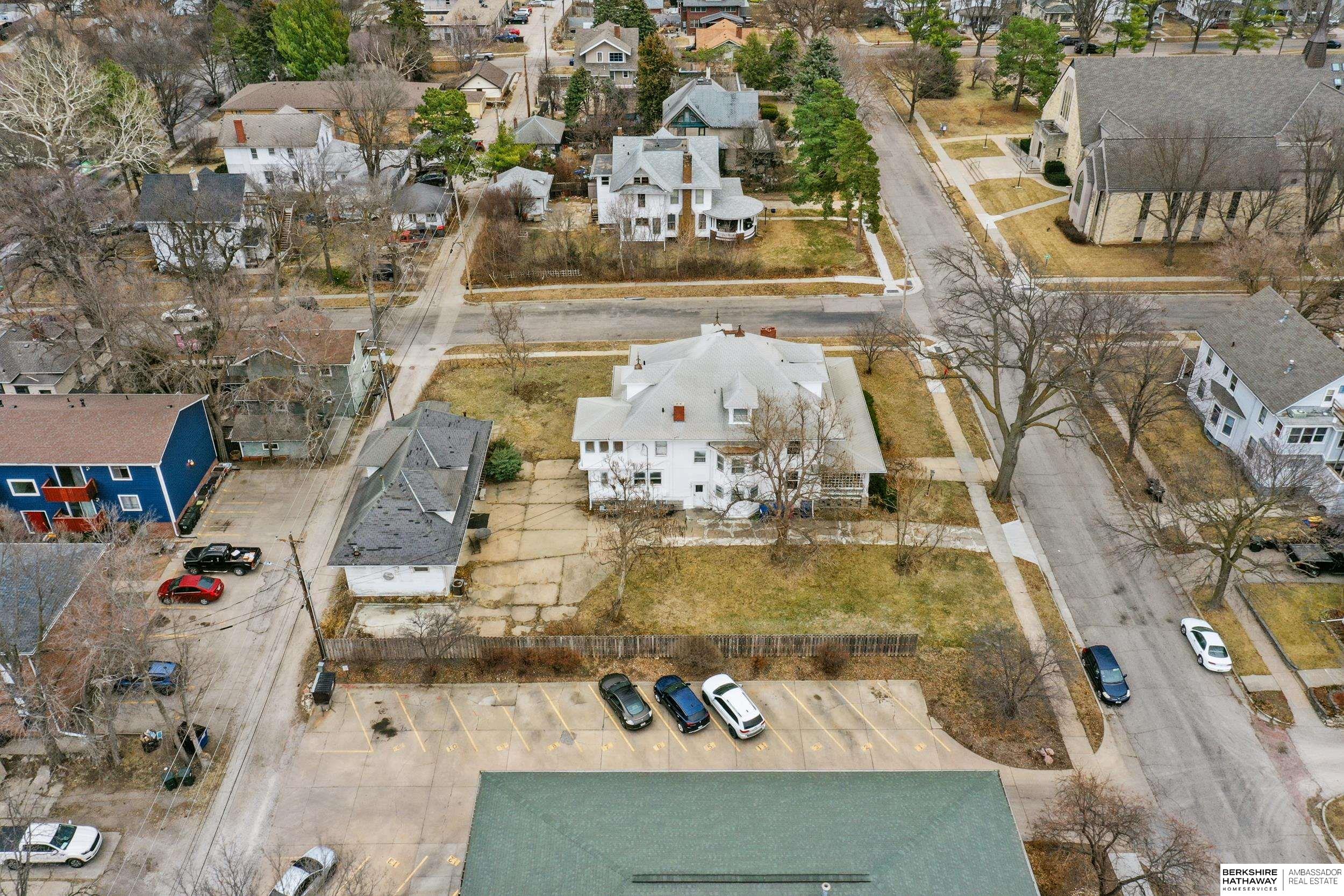 Lincoln, Nebraska 68502, United States, 8 Bedrooms Bedrooms, ,6 BathroomsBathrooms,Residential,Active,93840