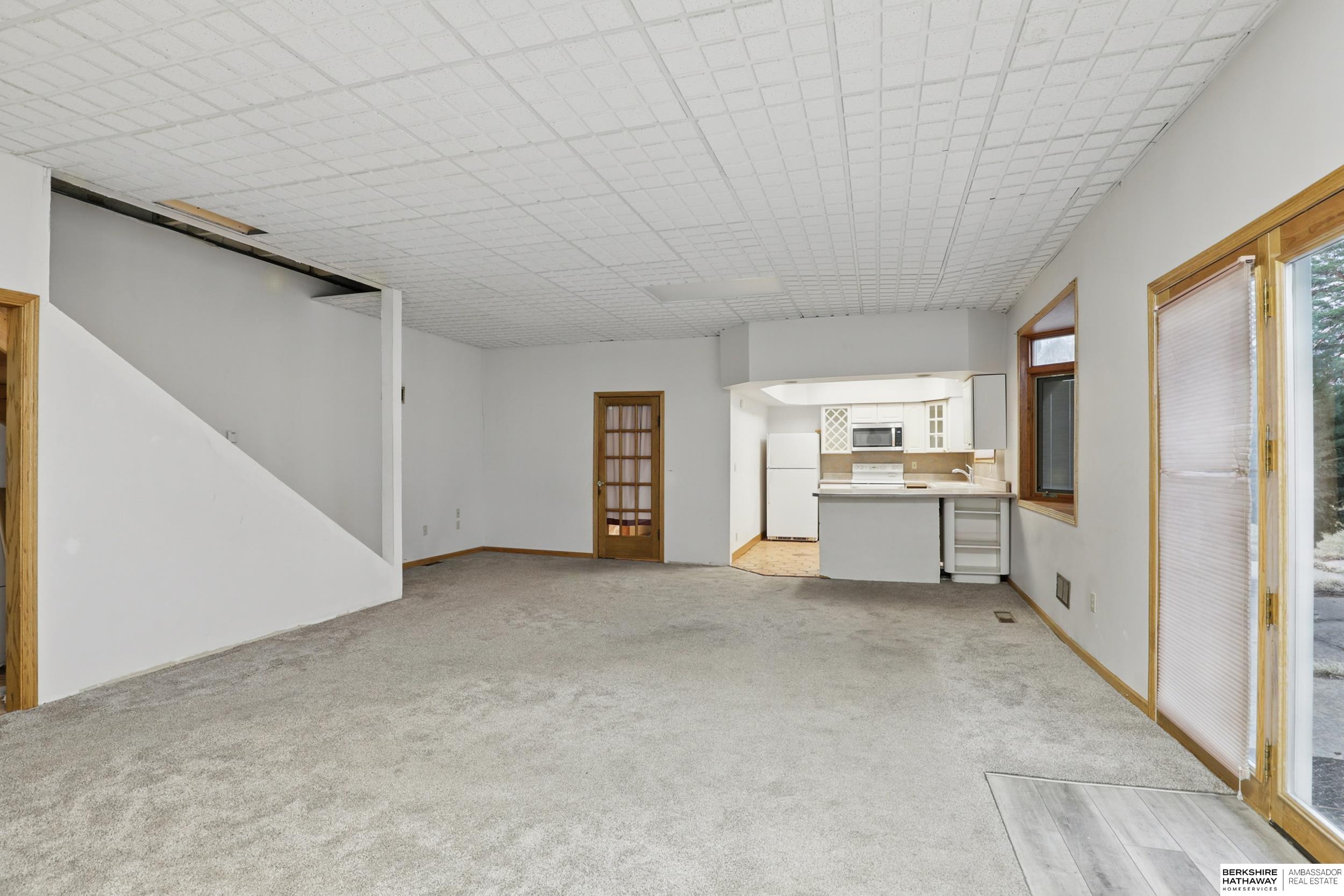 Lincoln, Nebraska 68502, United States, 8 Bedrooms Bedrooms, ,6 BathroomsBathrooms,Residential,Active,93840