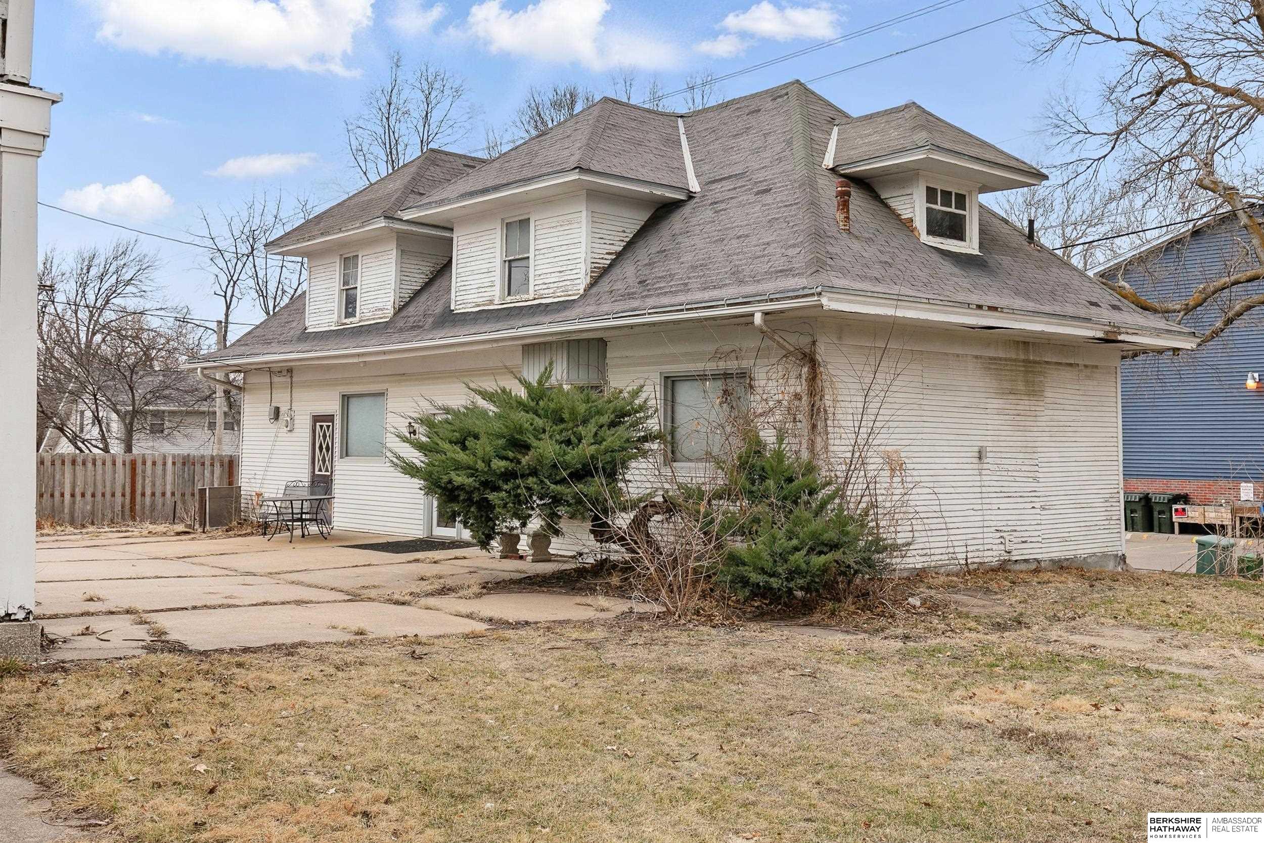 Lincoln, Nebraska 68502, United States, 8 Bedrooms Bedrooms, ,6 BathroomsBathrooms,Residential,Active,93840