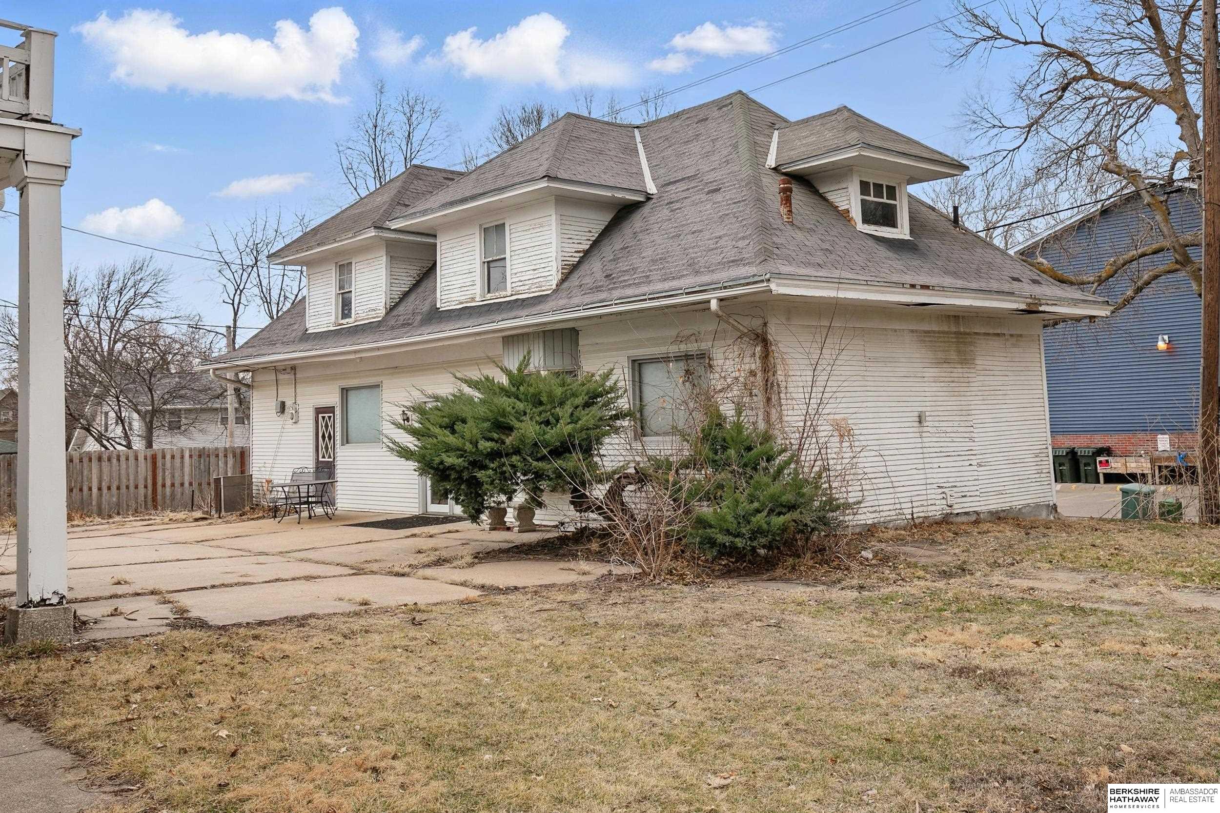 Lincoln, Nebraska 68502, United States, 8 Bedrooms Bedrooms, ,6 BathroomsBathrooms,Residential,Active,93840