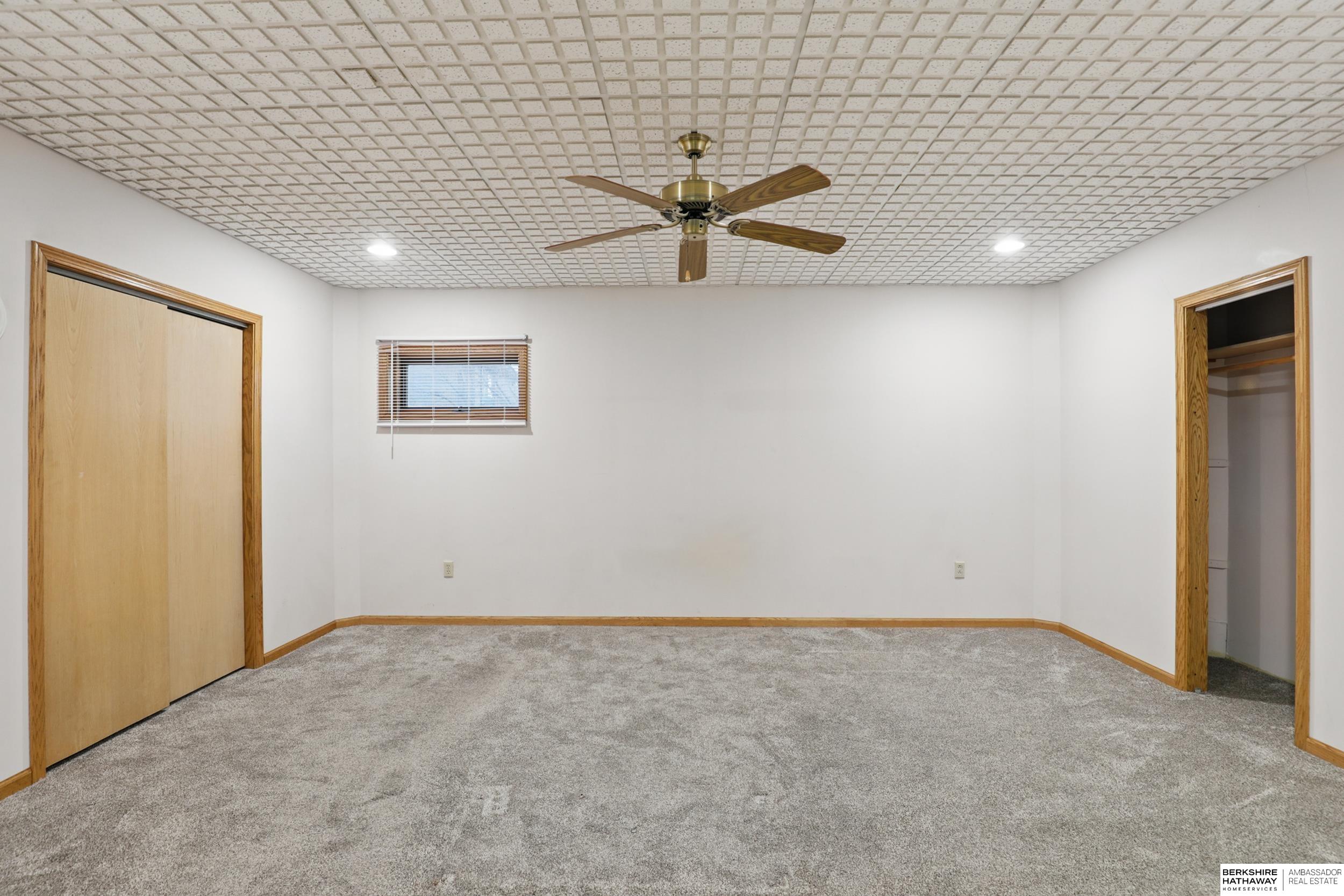 Lincoln, Nebraska 68502, United States, 8 Bedrooms Bedrooms, ,6 BathroomsBathrooms,Residential,Active,93840