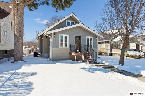 Photo of 3064 S 33rd Street, Omaha, NE 68105 (MLS # 22604751)
