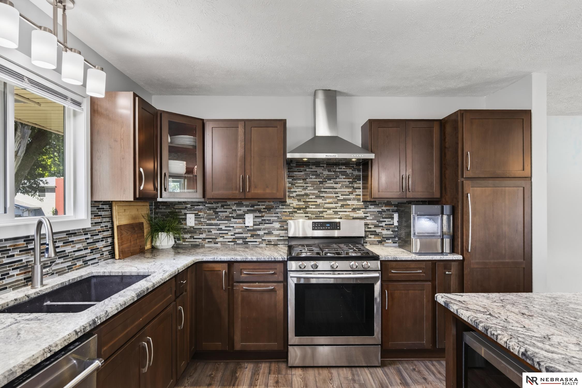 3405 Redwing Drive