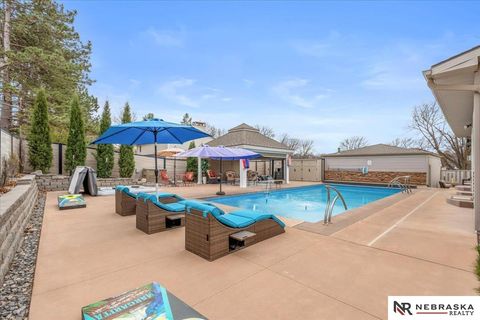 Photo of 510 Hazelwood Drive, Lincoln, NE 68510 (MLS # 22608169)