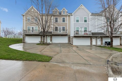 Photo of 16760 Laurel Plaza, Omaha, NE 68116 (MLS # 22609681)