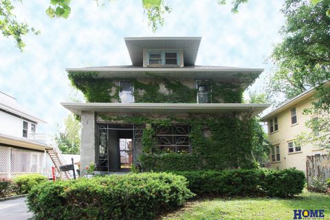 Photo of 1610 S 20th Street, Lincoln, NE 68502 (MLS # 22528715)