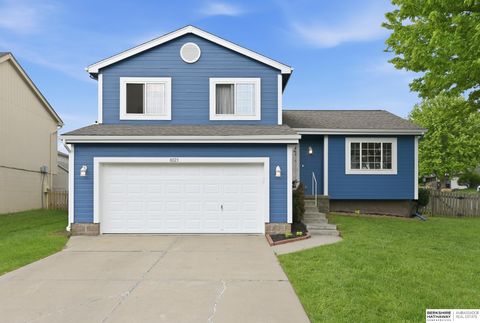 Photo of 8023 Howell Street, Omaha, NE 68122 (MLS # 22612061)