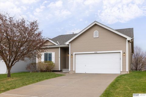 Photo of 4981 S 190th Avenue, Omaha, NE 68135 (MLS # 22610630)