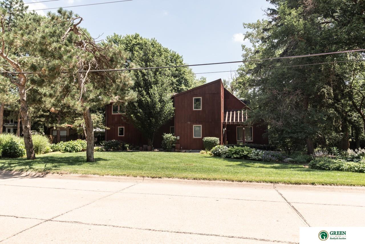 Photo 1 of 78 — 120 N Blackburn Avenue, York, NE 68467