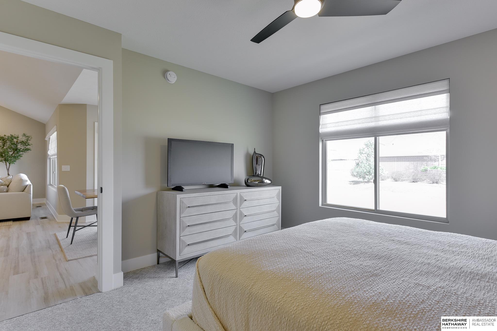 Elkhorn, Nebraska 68022, United States, 2 Bedrooms Bedrooms, ,2 BathroomsBathrooms,Residential,Pending,185498