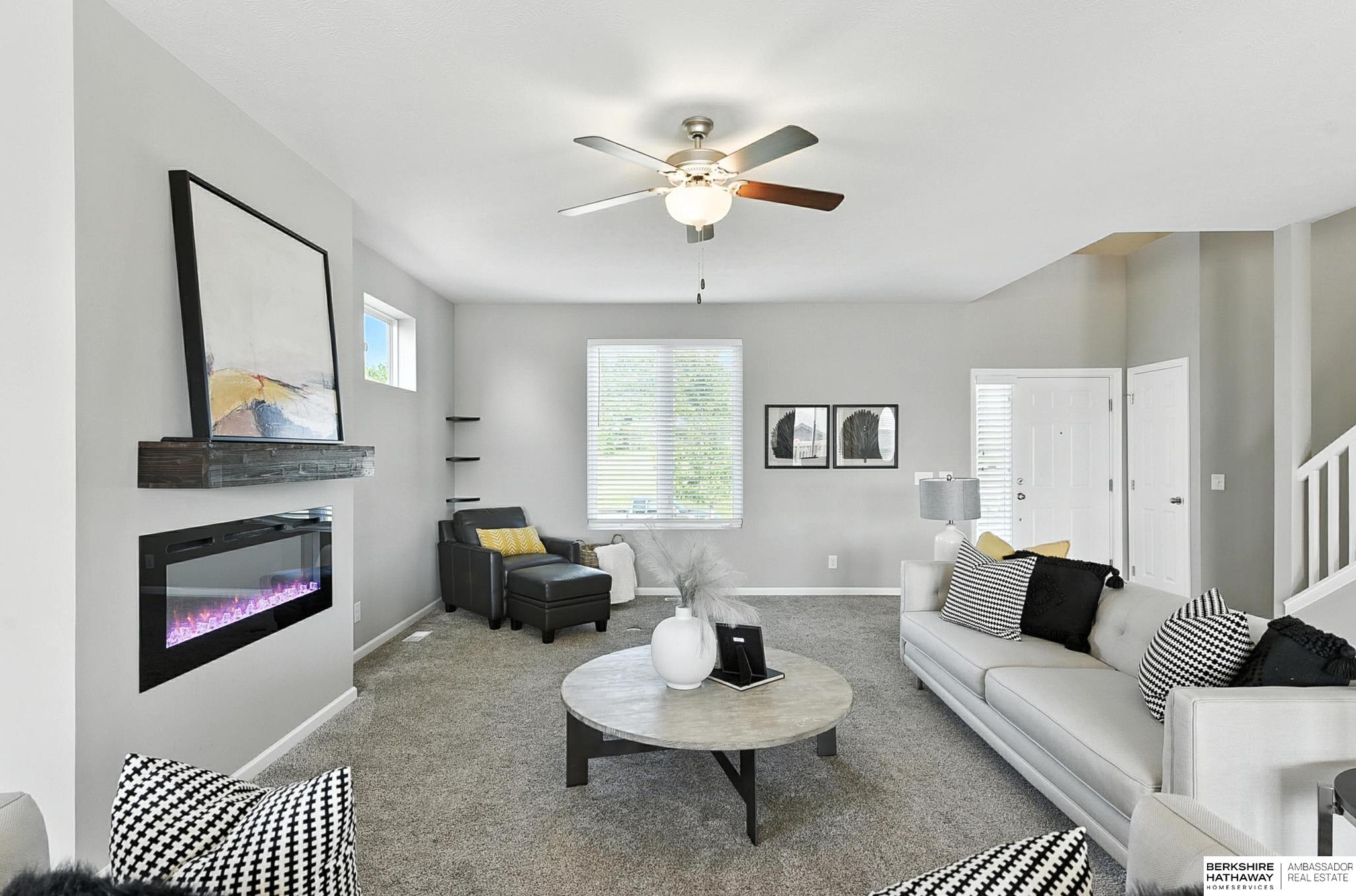 Elkhorn, Nebraska 68022, United States, 4 Bedrooms Bedrooms, ,3 BathroomsBathrooms,Residential,Active,181701