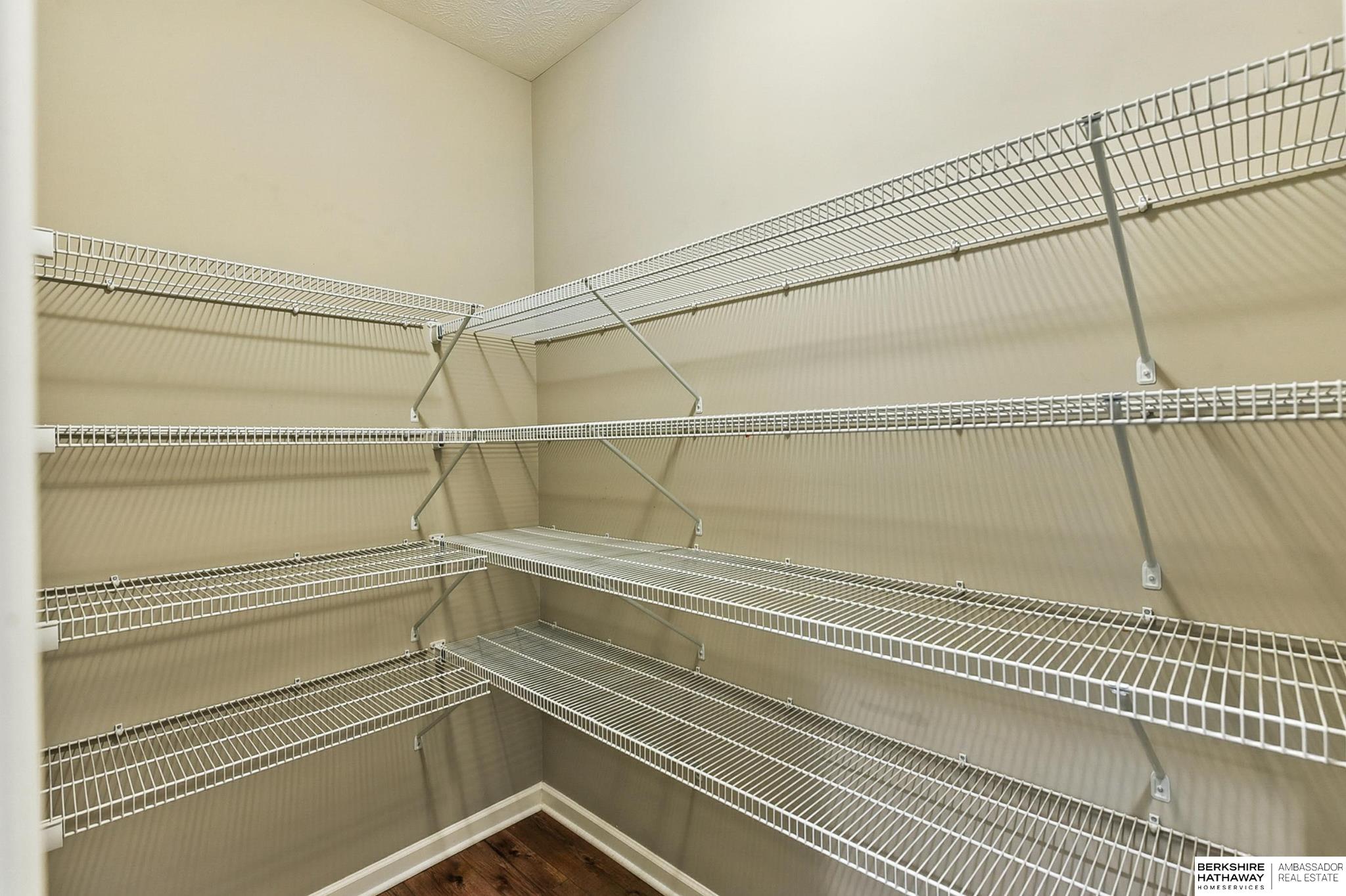 Elkhorn, Nebraska 68022, United States, 4 Bedrooms Bedrooms, ,3 BathroomsBathrooms,Residential,Active,181701