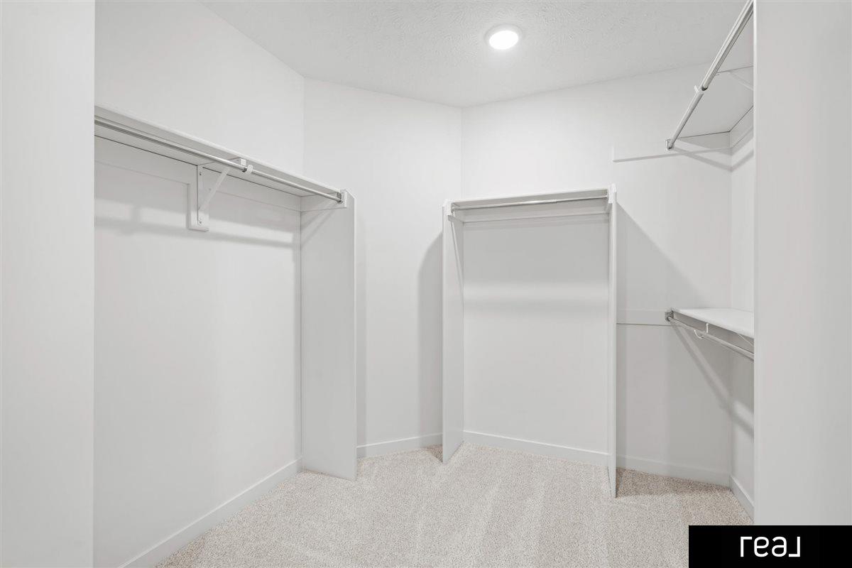 Papillion, Nebraska 68133, United States, 4 Bedrooms Bedrooms, ,3 BathroomsBathrooms,Residential,Active,21020